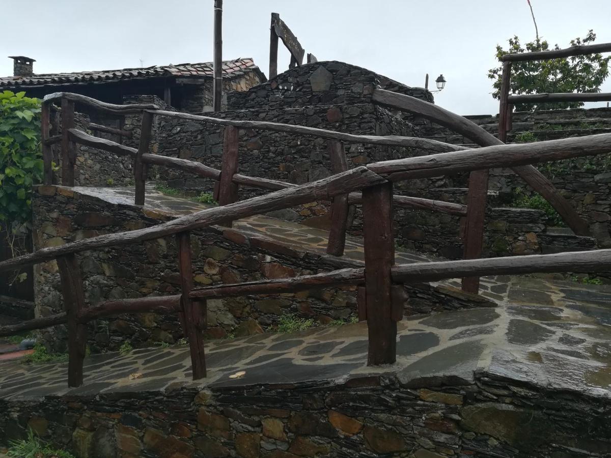 Casinha do Talasnal Lousa  Bagian luar foto